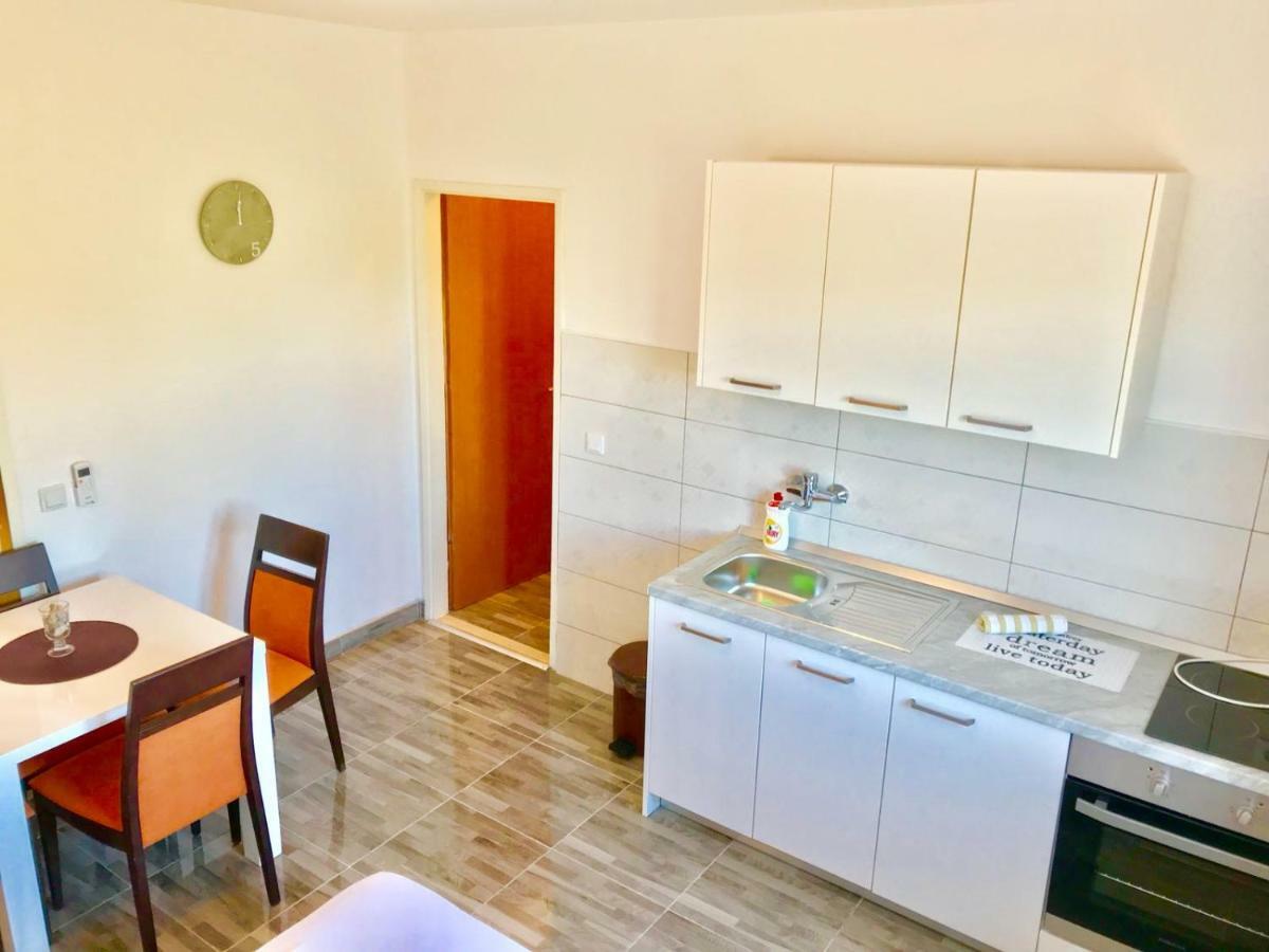 Apartmani Urlic Sreser Ngoại thất bức ảnh