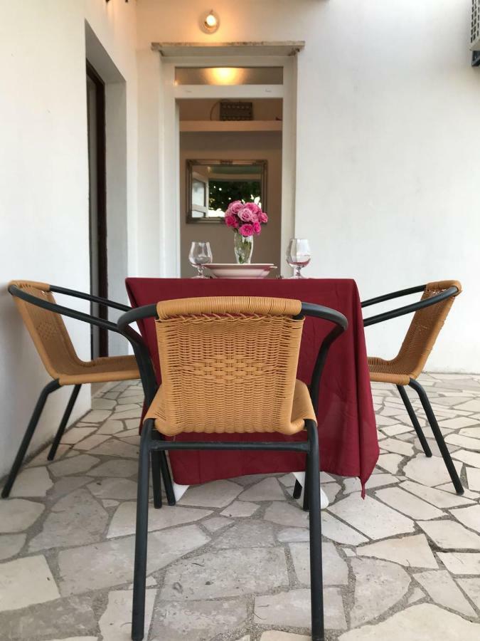 Apartmani Urlic Sreser Ngoại thất bức ảnh
