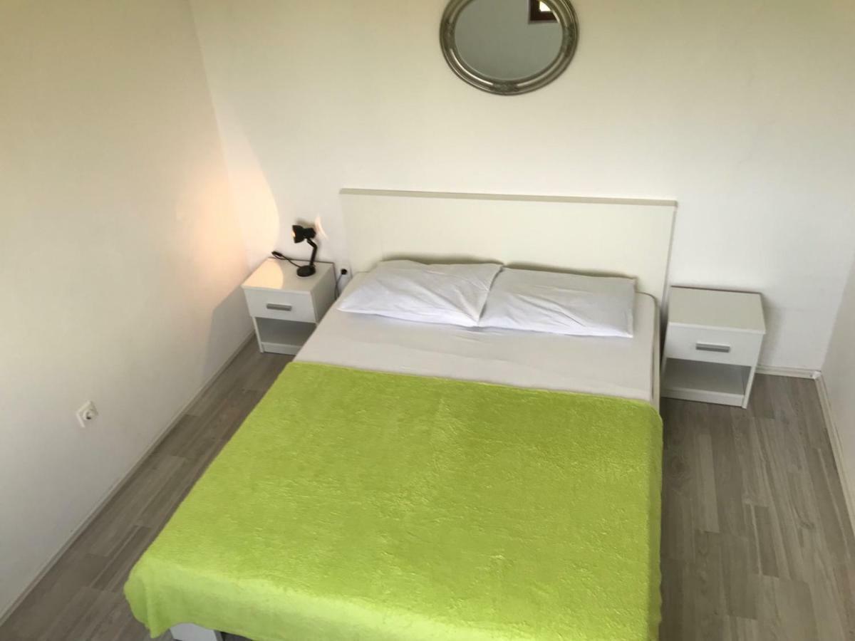 Apartmani Urlic Sreser Ngoại thất bức ảnh
